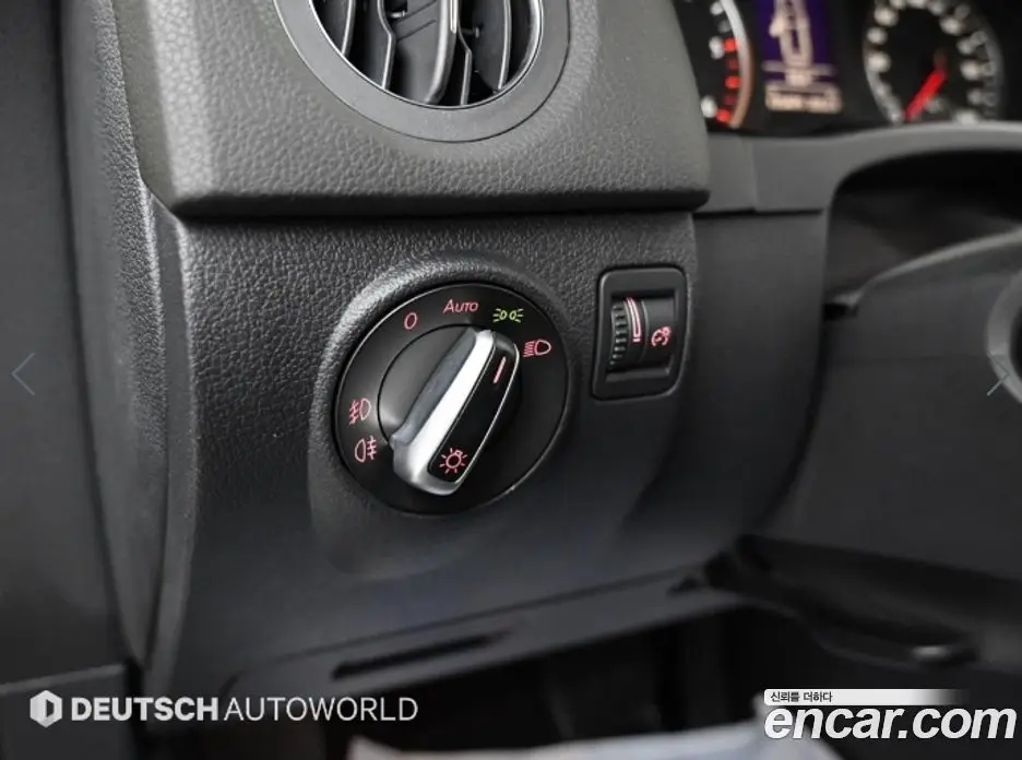 Volkswagen Tiguan 2012 2.0 автомат (гидро), фото 16