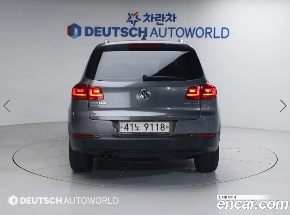 Volkswagen Tiguan 2012 2.0 автомат (гидро), фото 4