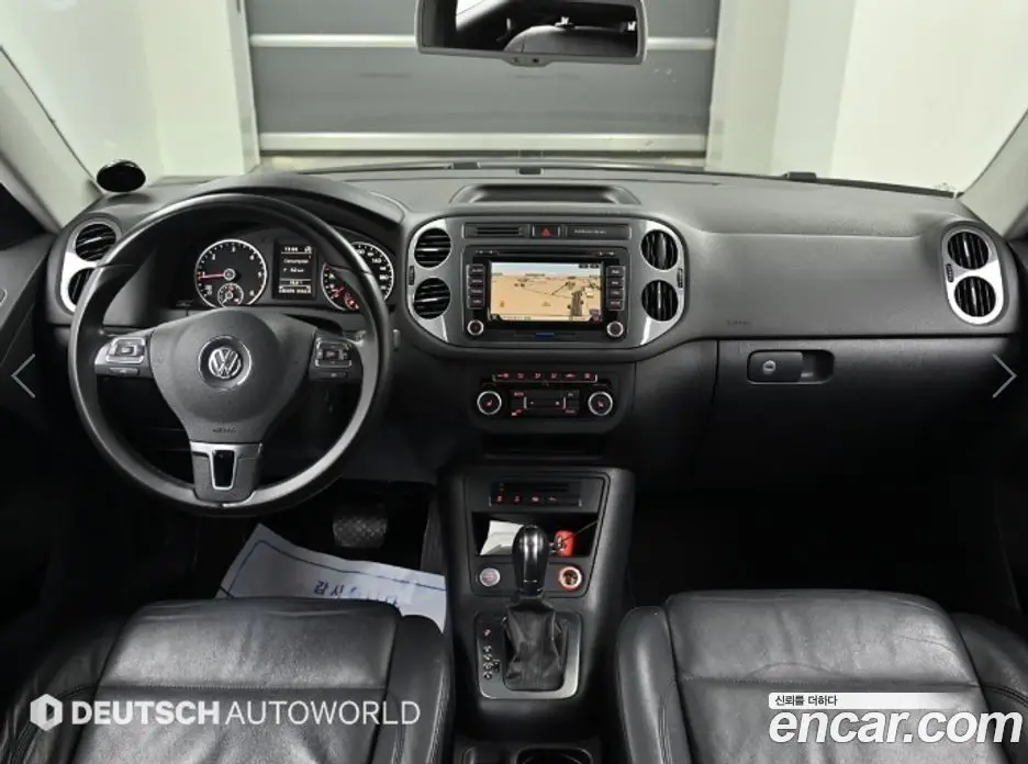 Volkswagen Tiguan 2012 2.0 автомат (гидро), фото 7