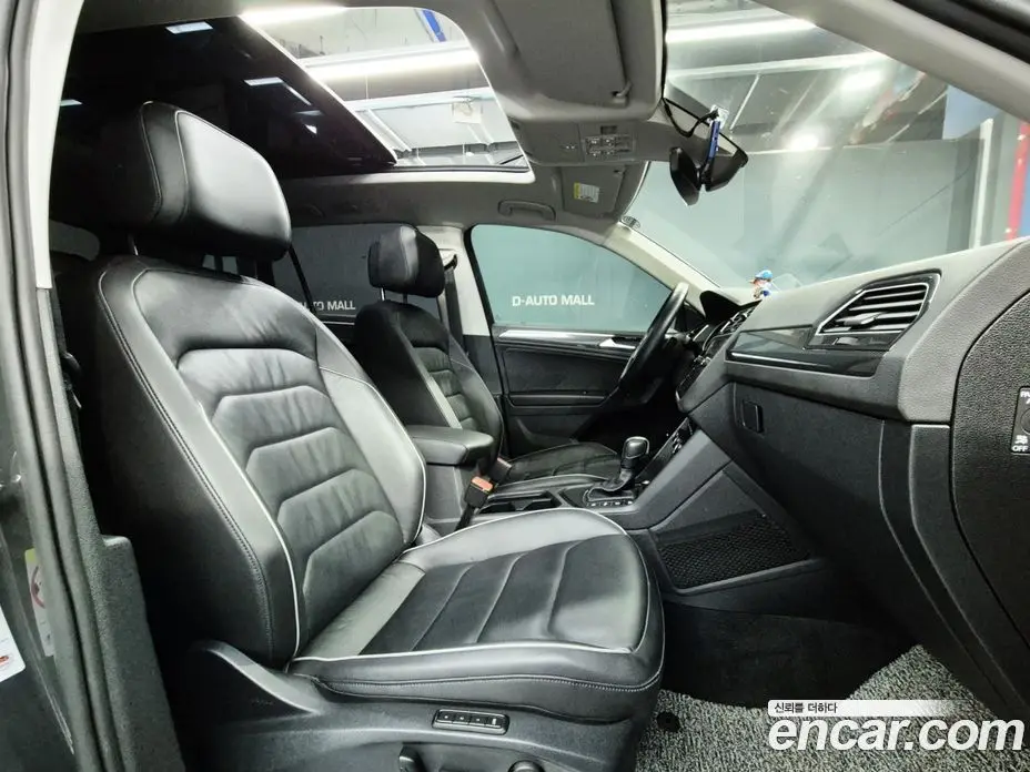 Volkswagen Tiguan 2020 2.0 автомат (гидро), фото 13
