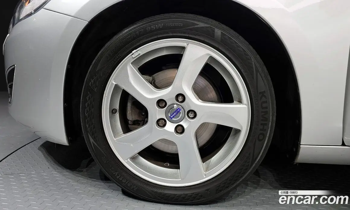 Volvo S60 2011 2.4 автомат (гидро), фото 5