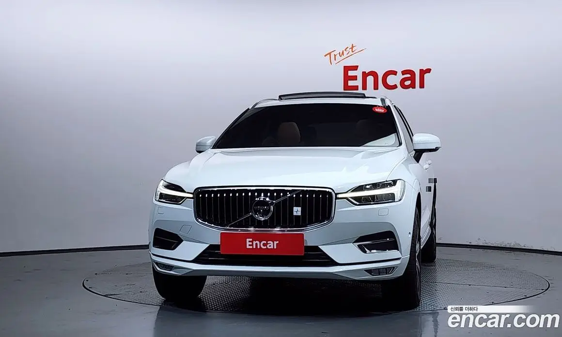 Volvo XC60 2019 2.0 автомат (гидро), фото 3