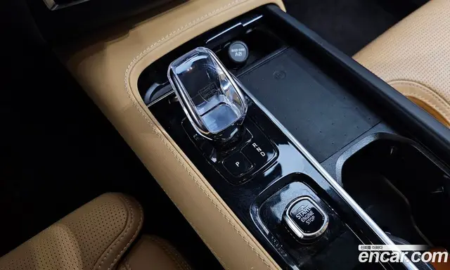 Volvo XC90 2024 2.0 автомат (гидро), миниатюра 12