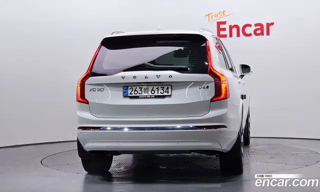 Volvo XC90 2024 2.0 автомат (гидро), миниатюра 4