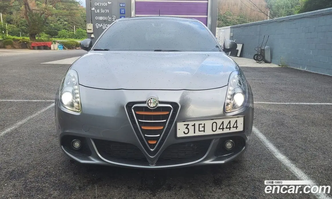 Alfa Romeo Giulietta 2016 2.0 автомат (гидро), фото 1 Alfa Romeo Giulietta 2016 2.0 автомат (гидро), фото 1