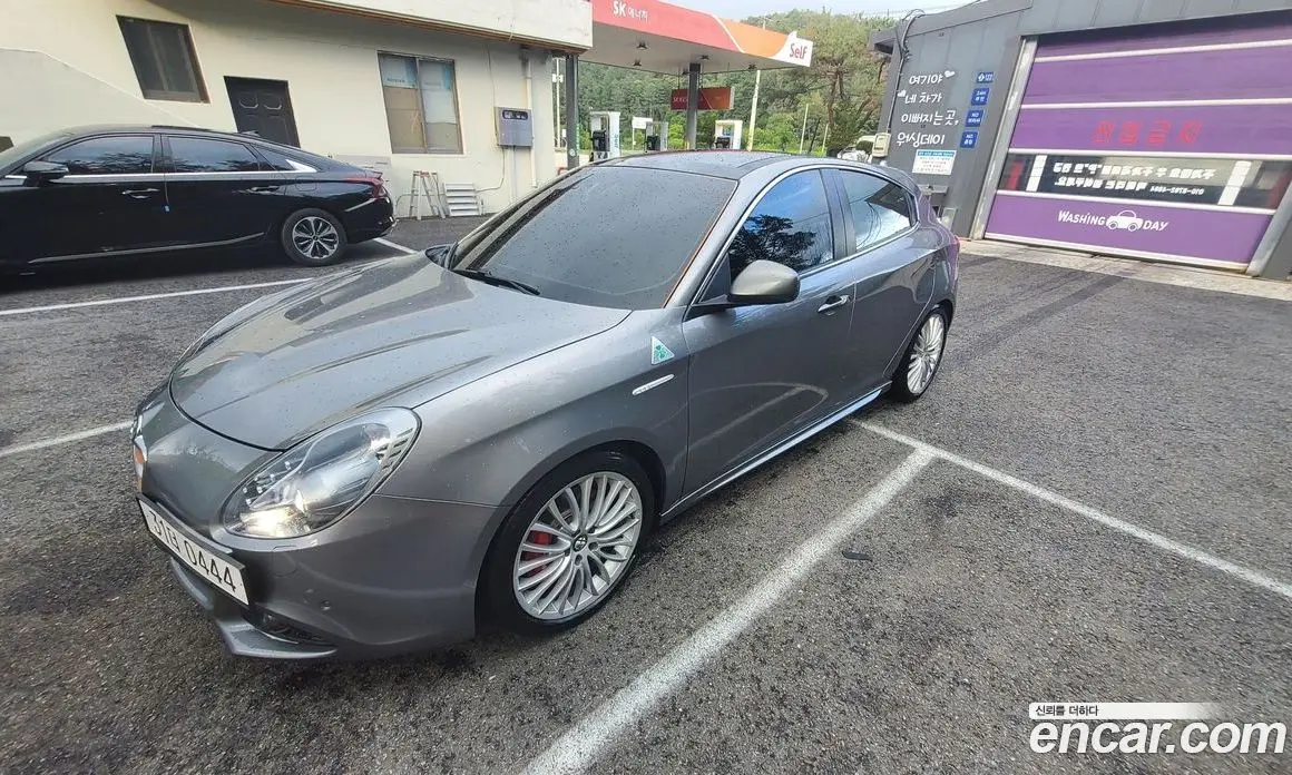 Alfa Romeo Giulietta 2016 2.0 автомат (гидро), фото 4 Alfa Romeo Giulietta 2016 2.0 автомат (гидро), фото 4