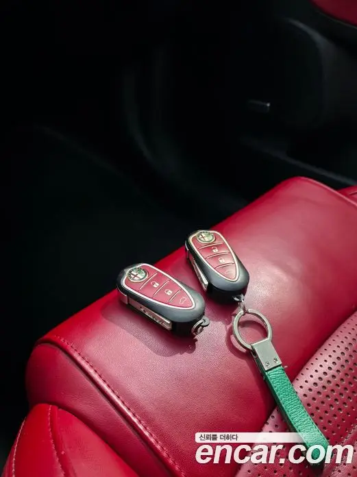 Alfa Romeo Giulietta 2016 2.0 автомат (гидро), миниатюра 9 Alfa Romeo Giulietta 2016 2.0 автомат (гидро), миниатюра 9