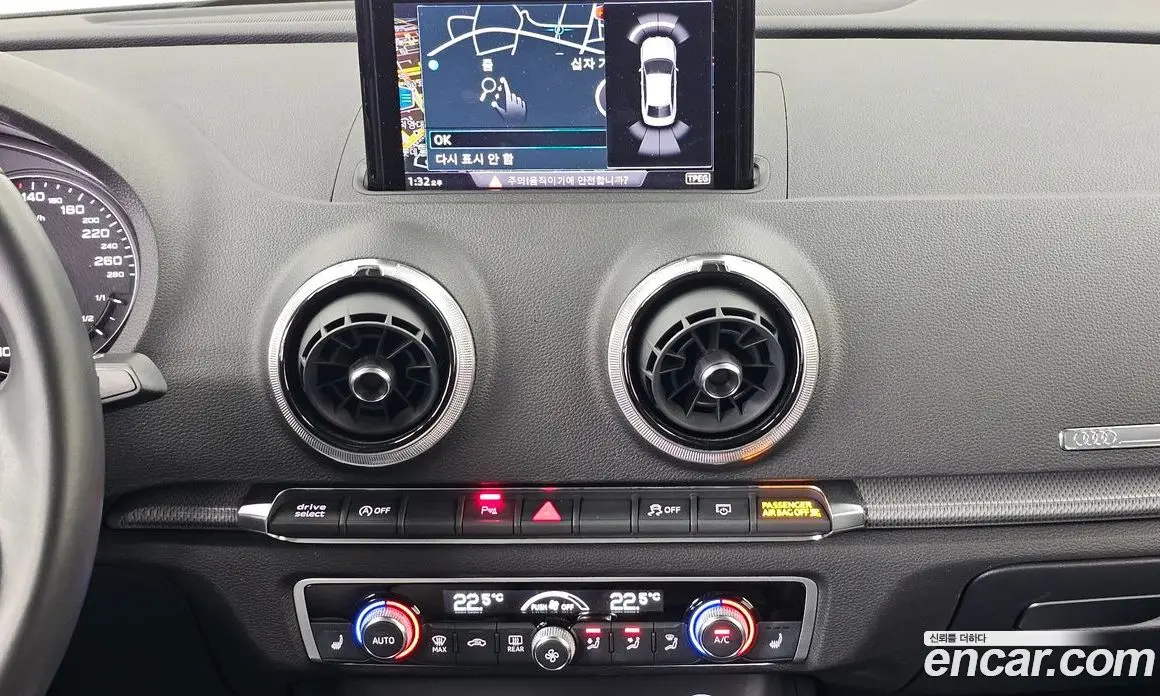 Audi A3 2018 2.0 автомат (гидро), фото 14
