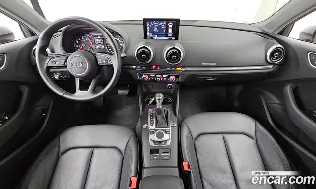 Audi A3 2018 2.0 автомат (гидро), миниатюра 7
