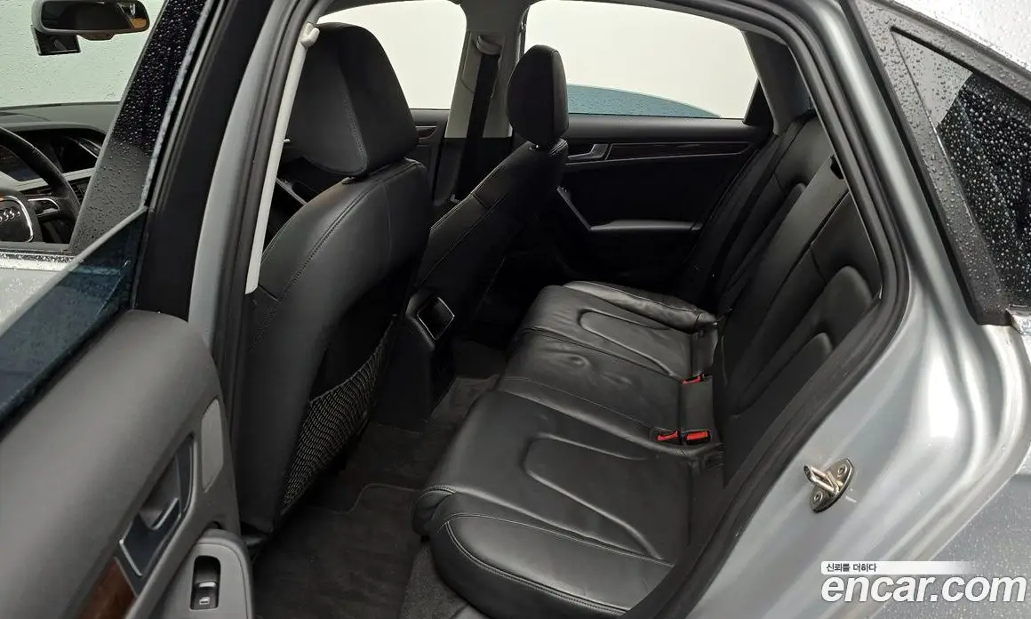 Audi A4 2010 2.0 автомат (гидро), фото 27