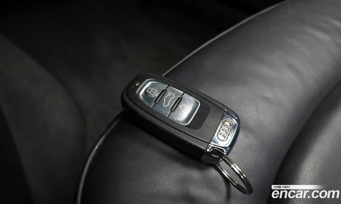 Audi A4 2010 2.0 автомат (гидро), фото 30