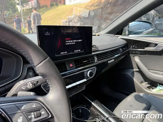 Audi A4 2020 2.0 автомат (гидро), миниатюра 3