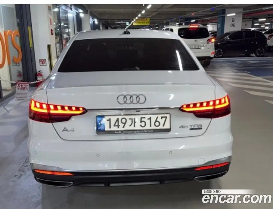 Audi A4 2021 2.0 автомат (гидро), фото 5