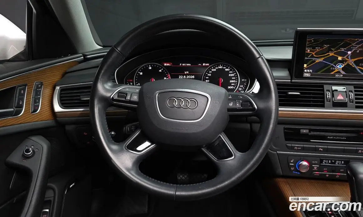 Audi A6 2016 3.0 автомат (гидро), фото 13