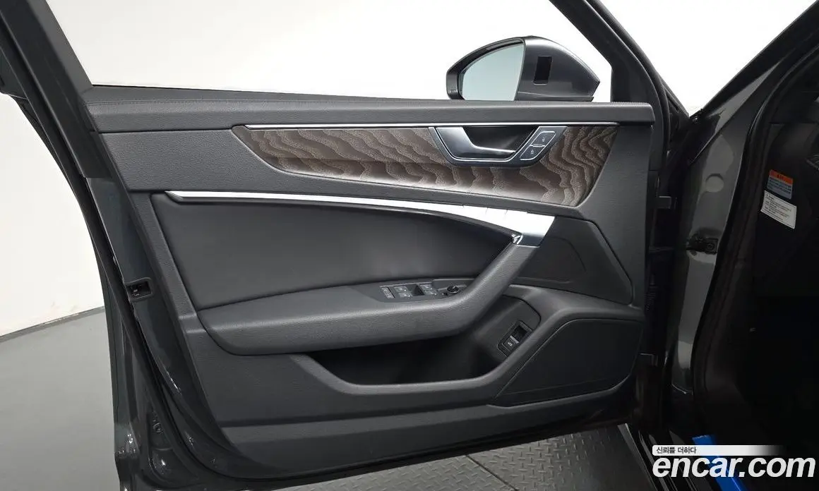 Audi A6 2022 2.0 автомат (гидро), фото 13
