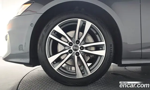 Audi A6 2022 2.0 автомат (гидро), миниатюра 4