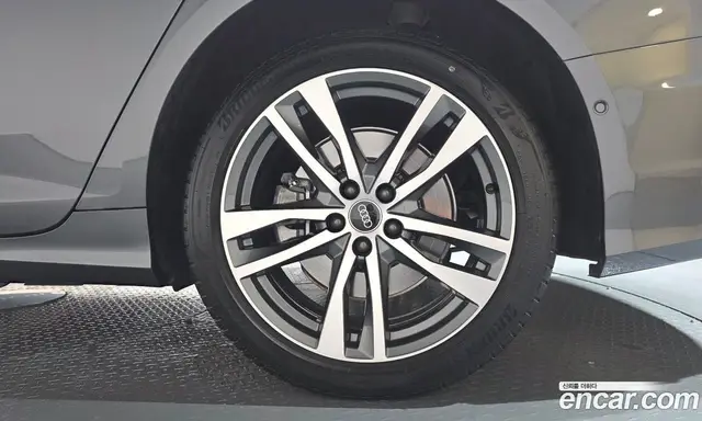 Audi A6 2022 2.0 автомат (гидро), миниатюра 6