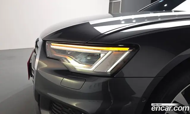 Audi A6 2022 2.0 автомат (гидро), миниатюра 7