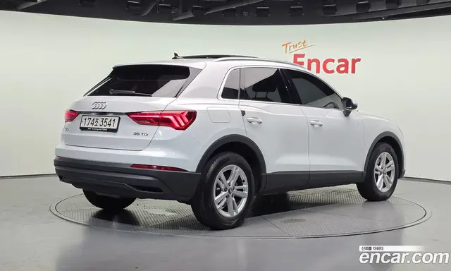 Audi Q3 2020 2.0 автомат (гидро), миниатюра 2