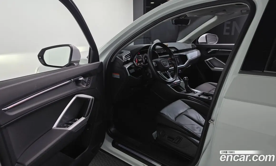 Audi Q3 2020 2.0 автомат (гидро), фото 10