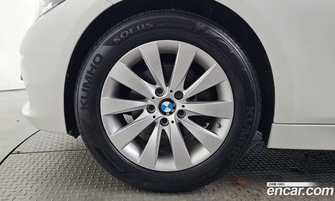BMW 3 серия 2015 2.0 автомат (гидро), фото 5