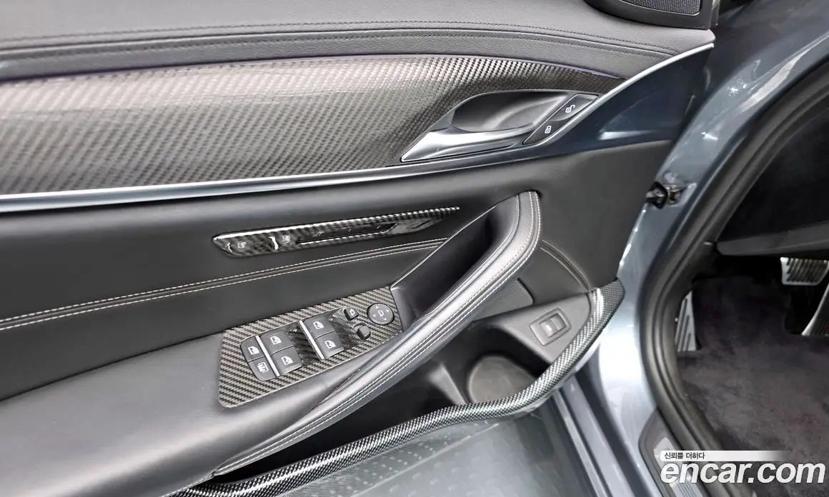 BMW 5 серия 2018 2.0 автомат (гидро), фото 14