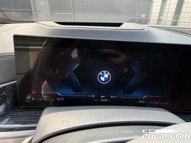 BMW X5 2024 3.0 автомат (гидро), миниатюра 11