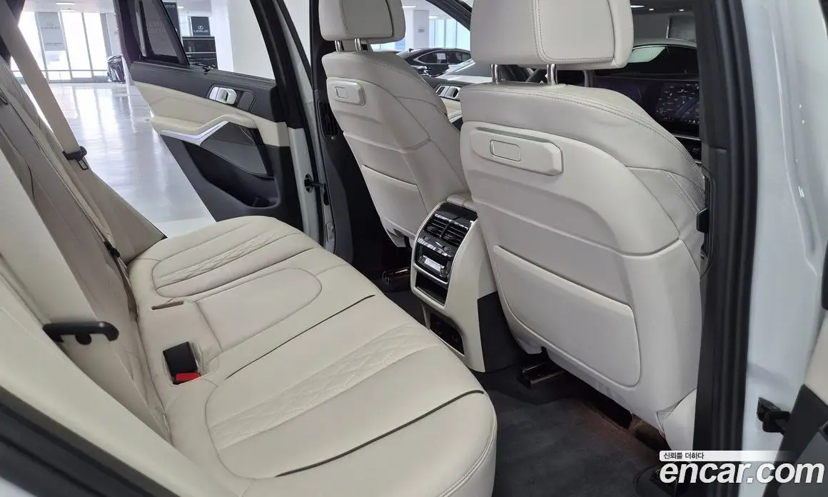 BMW X5 2025 3.0 автомат (гидро), фото 12