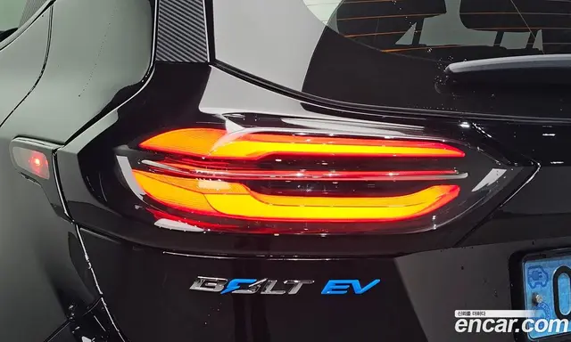 Chevrolet Bolt EV 2022 0.2 автомат (гидро), миниатюра 9
