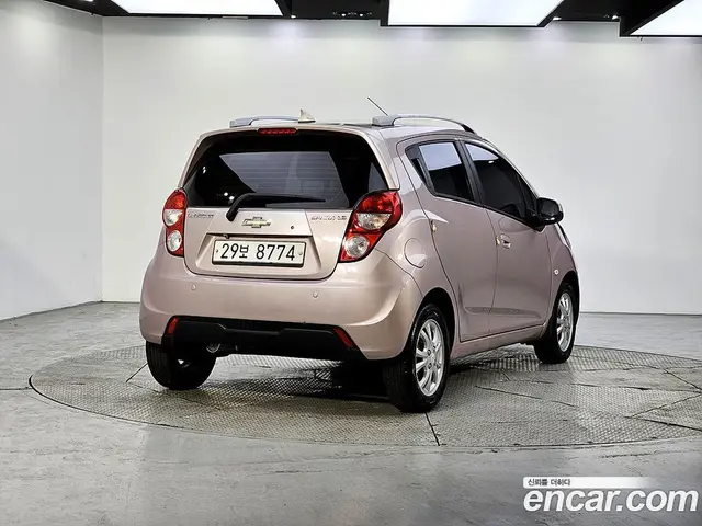 Chevrolet Spark 2013 1.0 автомат (гидро), миниатюра 3
