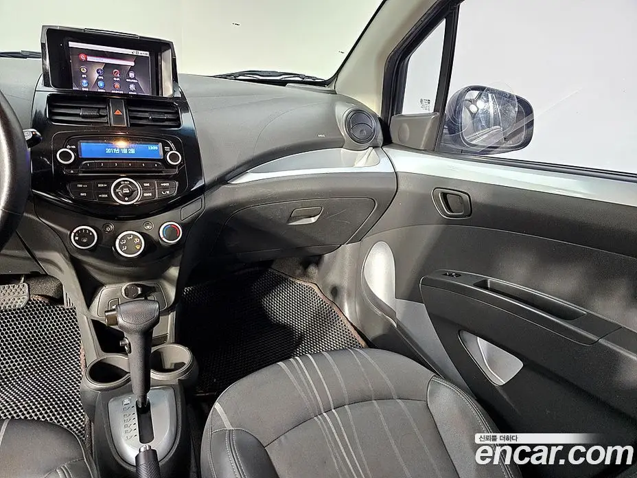 Chevrolet Spark 2013 1.0 автомат (гидро), фото 8