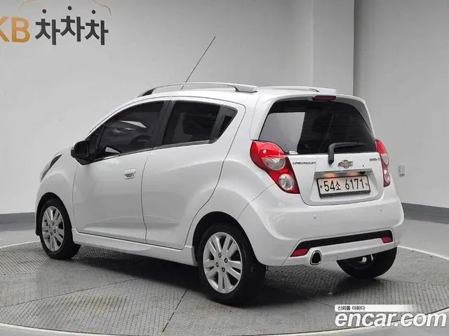 Chevrolet Spark 2014 1.0 автомат (гидро), миниатюра 2