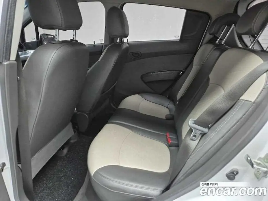 Chevrolet Spark 2014 1.0 автомат (гидро), фото 12