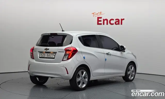 Chevrolet Spark 2019 1.0 автомат (гидро), миниатюра 2