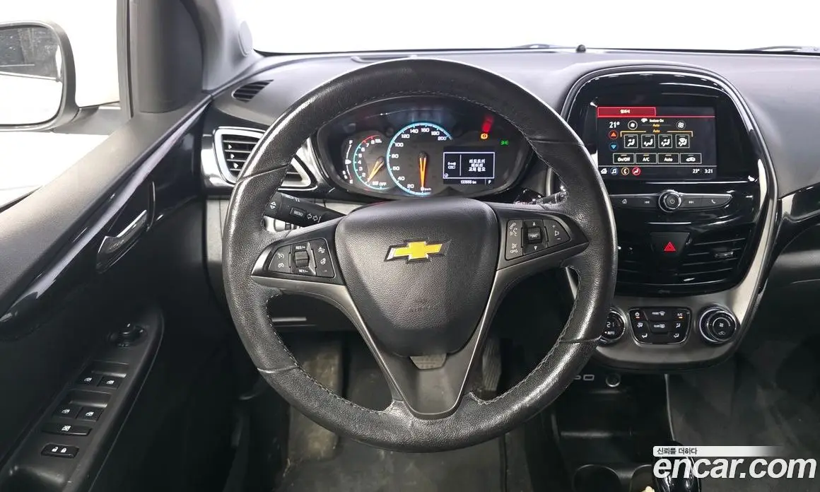 Chevrolet Spark 2019 1.0 автомат (гидро), фото 13