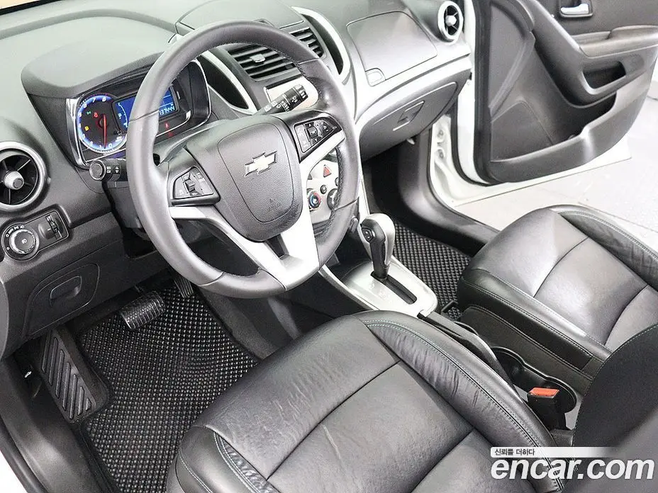 Chevrolet Trax 2015 1.4 автомат (гидро), фото 18