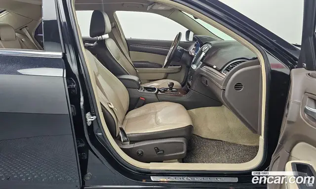 Chrysler 300C 2014 3.6 автомат (гидро), миниатюра 11 Chrysler 300C 2014 3.6 автомат (гидро), миниатюра 11