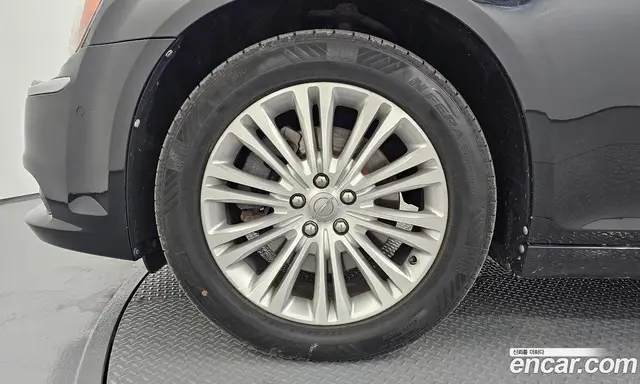 Chrysler 300C 2014 3.6 автомат (гидро), миниатюра 5 Chrysler 300C 2014 3.6 автомат (гидро), миниатюра 5