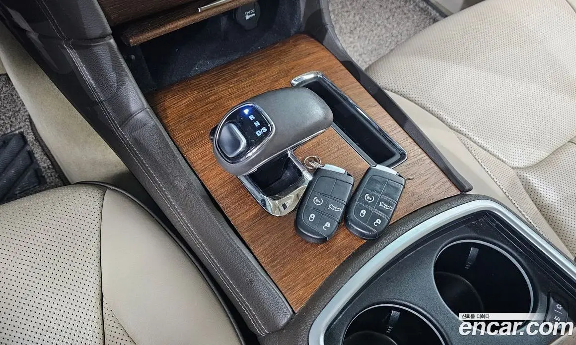Chrysler 300C 2014 3.6 автомат (гидро), фото 9 Chrysler 300C 2014 3.6 автомат (гидро), фото 9