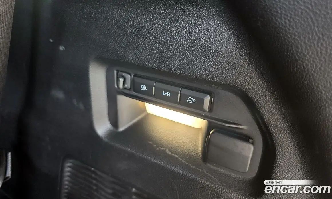 Ford Explorer 2022 2.3 автомат (гидро), фото 14
