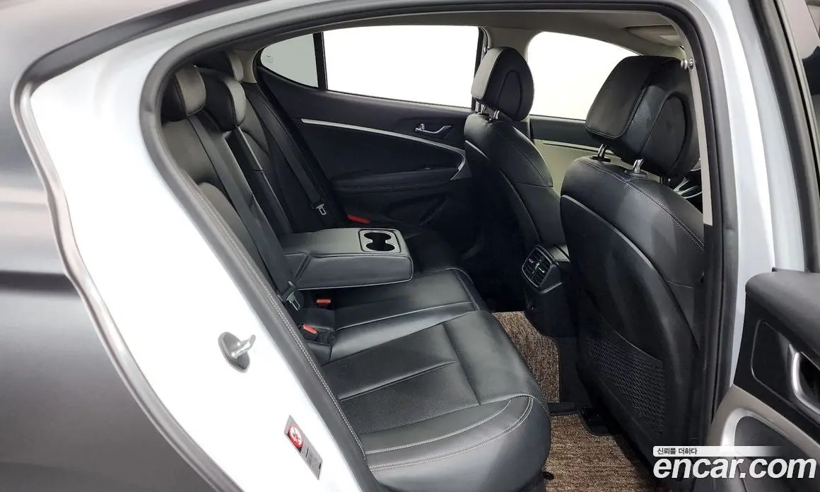 Genesis G70 2017 2.0 автомат (гидро), фото 11