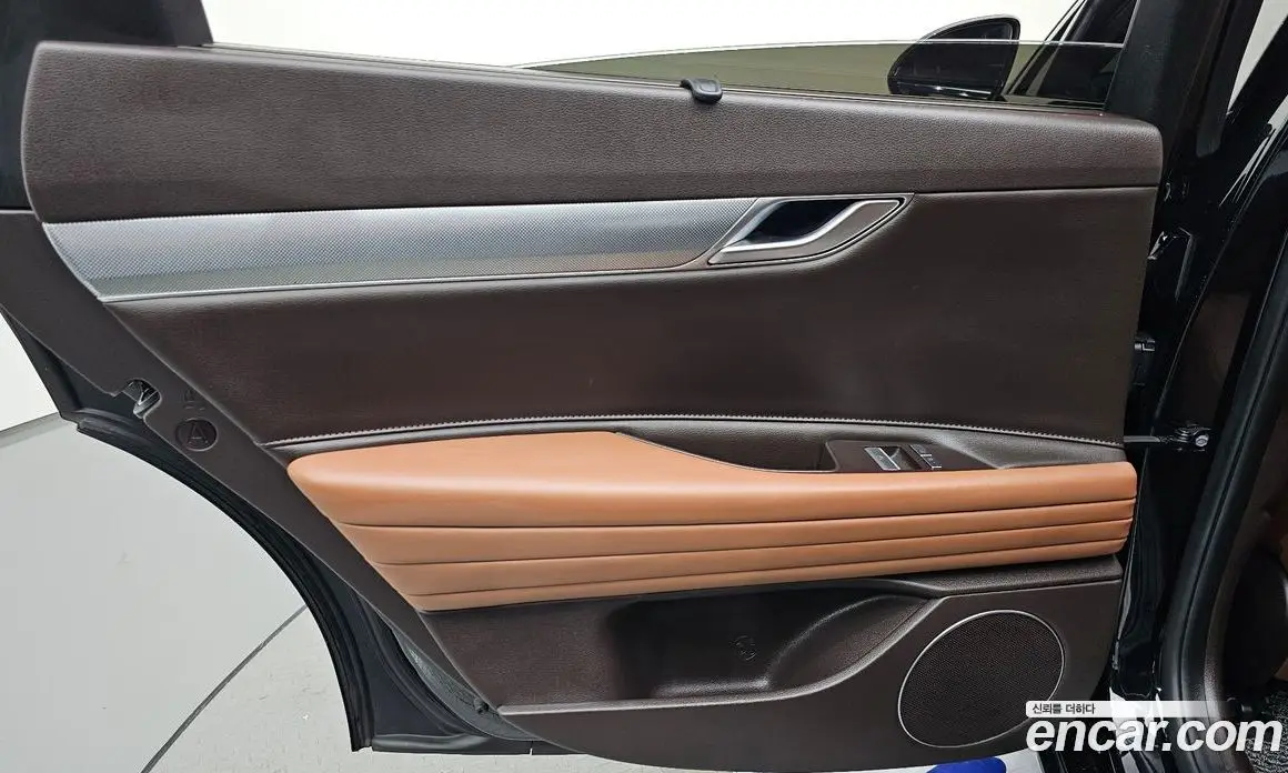 Genesis G80 2023 2.5 автомат (гидро), фото 14