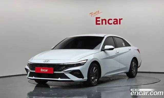 Hyundai Avante, 2025, 13 886 км
