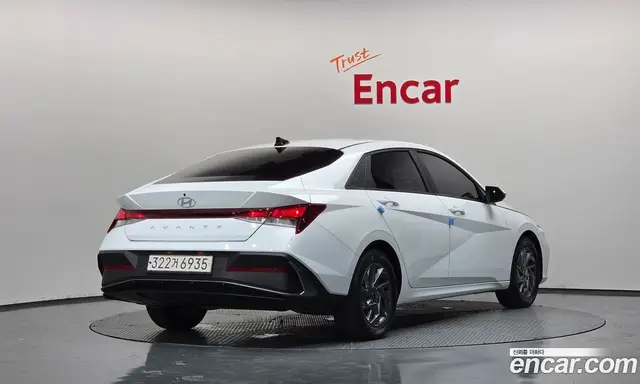 Hyundai Avante 2025 1.6 автомат (гидро), миниатюра 2