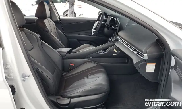 Hyundai Avante 2025 1.6 автомат (гидро), миниатюра 11