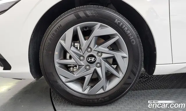 Hyundai Avante 2025 1.6 автомат (гидро), миниатюра 5