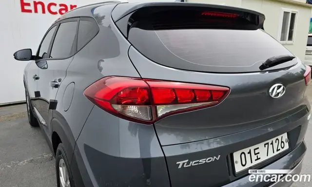 Hyundai Tucson 2018 1.7 автомат (гидро), миниатюра 9