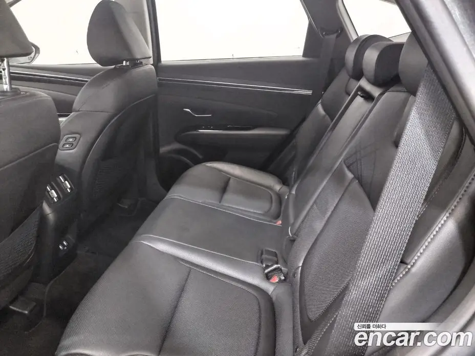 Hyundai Tucson 2023 1.6 автомат (гидро), фото 13