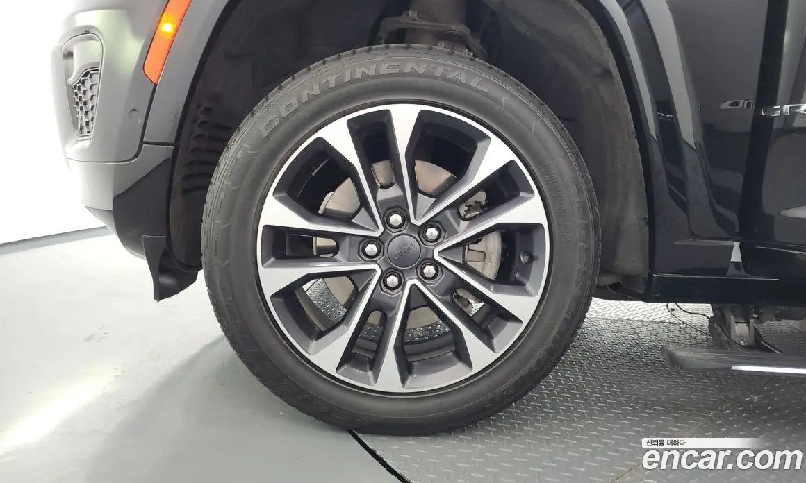Jeep Cherokee 2021 3.6 автомат (гидро), фото 5