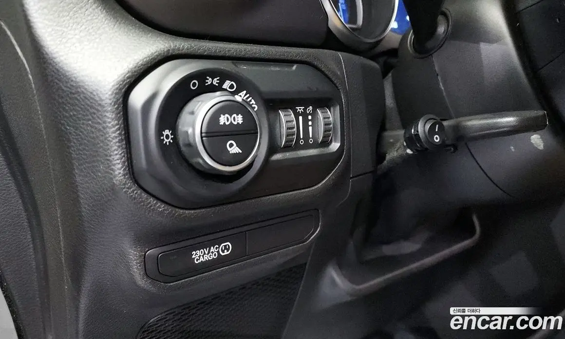 Jeep Gladiator 2021 3.6 автомат (гидро), фото 14